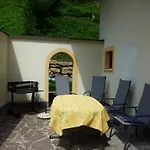 Gaestehaus Forstner *