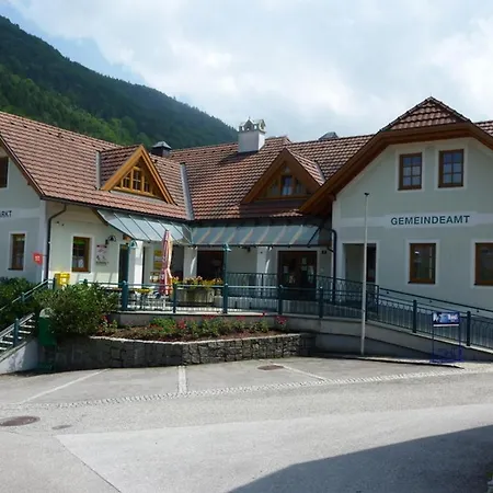 Apartmán Gaestehaus Forstner *