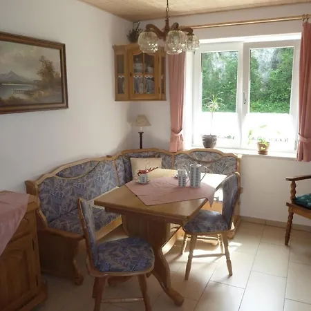 Apartmán Gaestehaus Forstner *